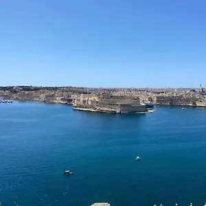 Superb 3 Bedroom In Valletta